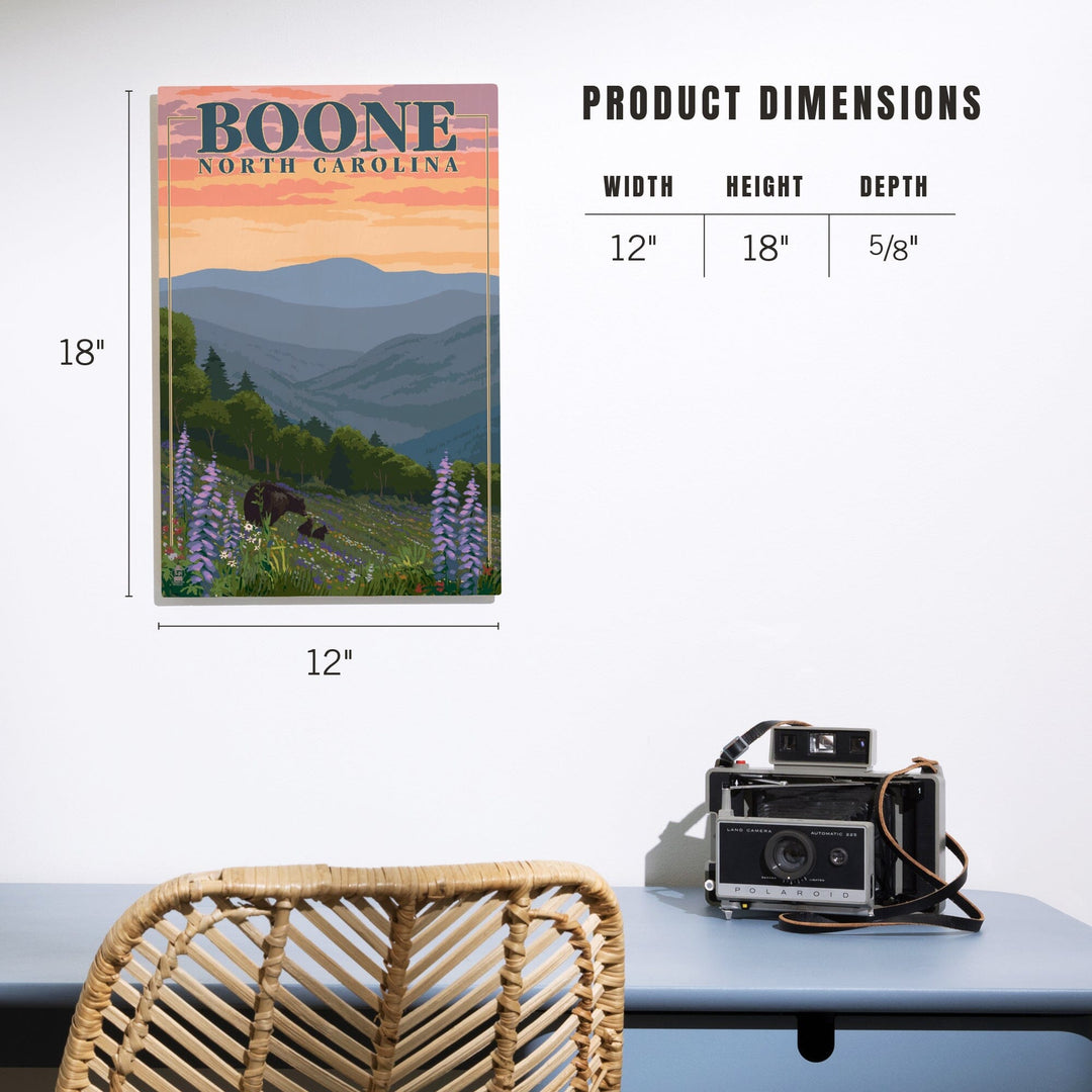 Boone, North Carolina, Bear and Spring Flowers, Lantern Press Artwork, Wood Signs and Postcards - Lantern Press