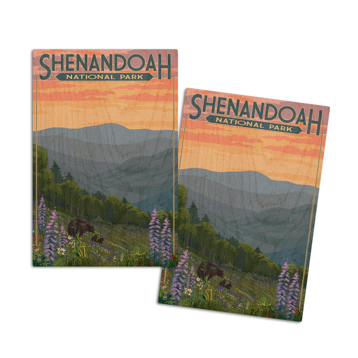 Shenandoah National Park, Virginia, Black Bear and Cubs with Flowers, Lantern Press Artwork, Wood Signs and Postcards Wood Lantern Press 4x6 Wood Postcard Set