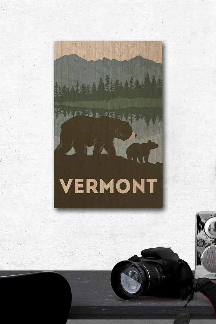 Vermont, Grizzly Bear, Vector, Lantern Press Artwork, Wood Signs and Postcards Wood Lantern Press 12 x 18 Wood Gallery Print