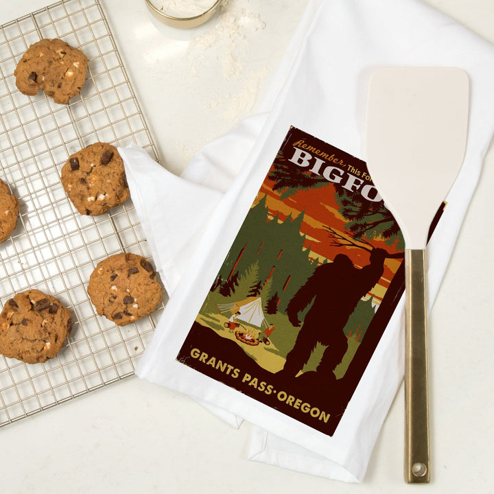 Grants Pass, Oregon, Home of Bigfoot, Organic Cotton Kitchen Tea Towels Kitchen Lantern Press 