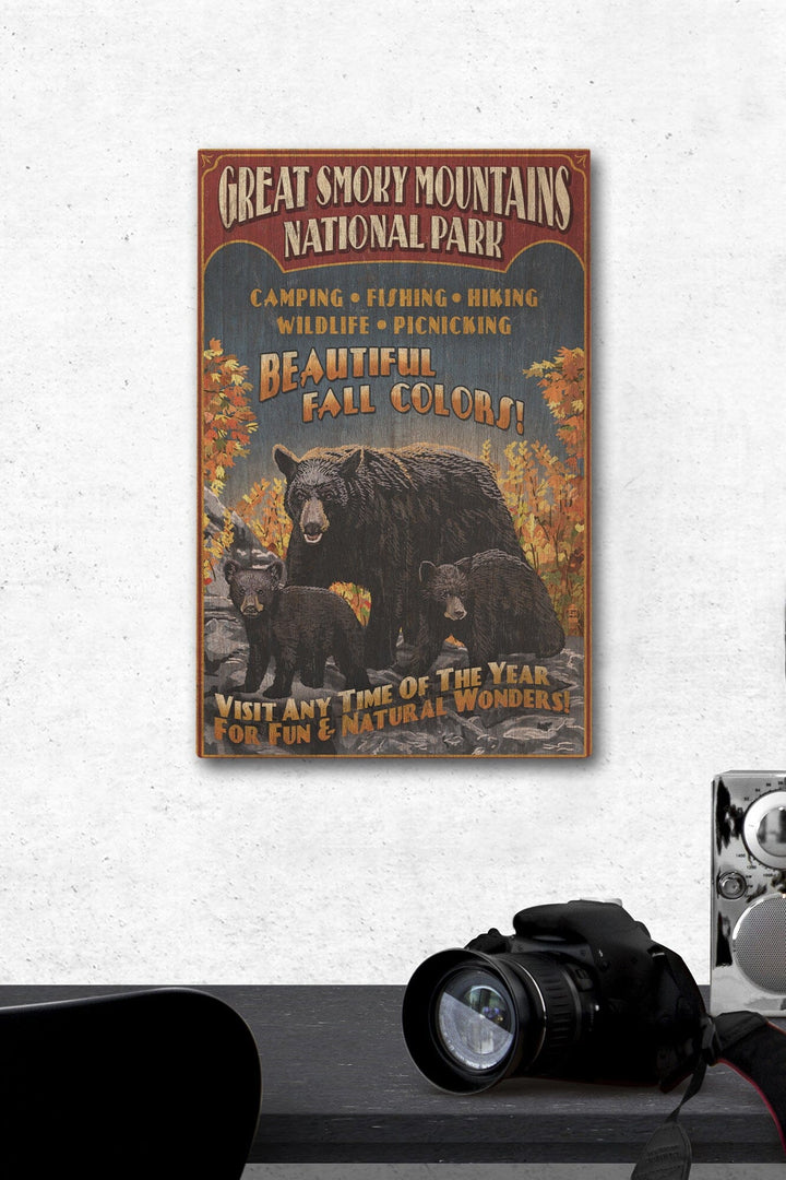 Great Smoky Mountain National Park, Tennessee, Black Bears Vintage Sign, Lantern Press Artwork, Wood Signs and Postcards Wood Lantern Press 12 x 18 Wood Gallery Print 
