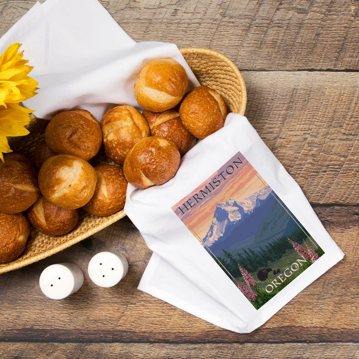 Hermiston, Oregon, Bear Family and Spring Flowers, Organic Cotton Kitchen Tea Towels Kitchen Lantern Press 