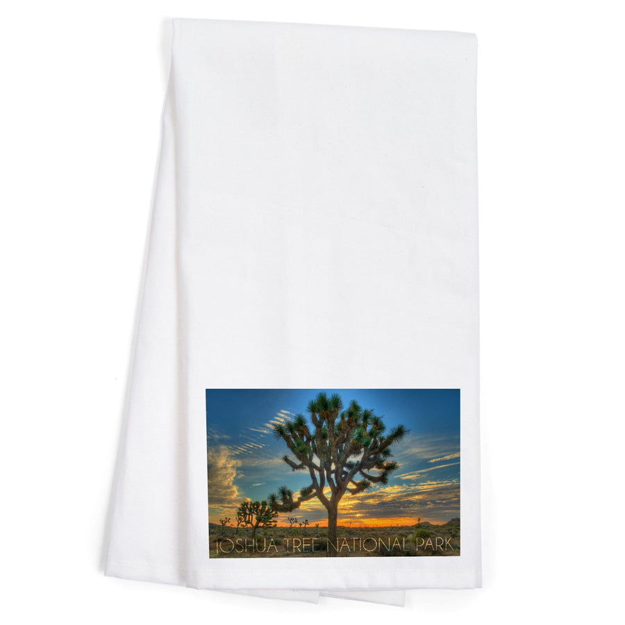 Joshua Tree National Park, California, Tree in Center, Organic Cotton Kitchen Tea Towels Kitchen Lantern Press 