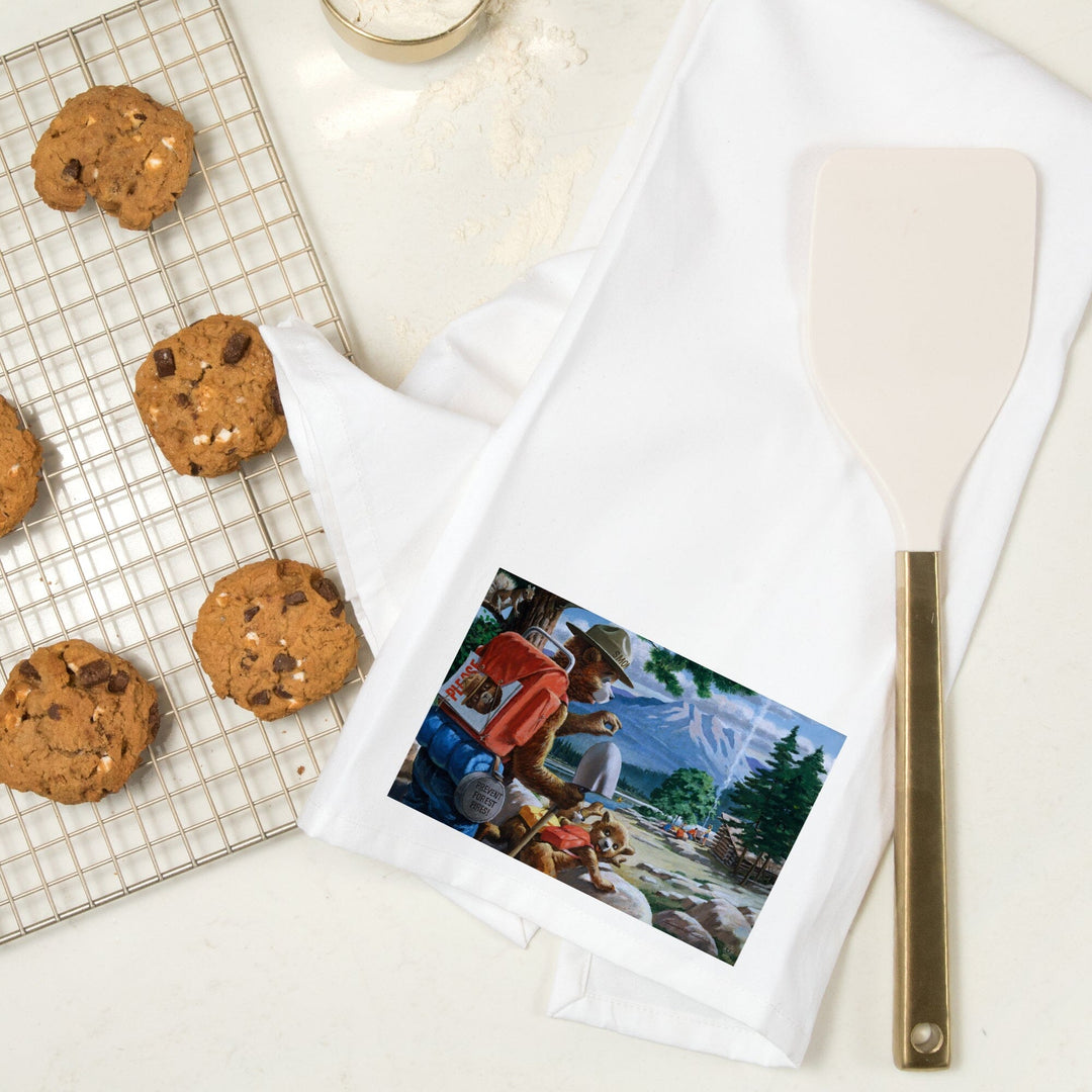 Smokey Bear, Spying on Campers, Officially Licensed Vintage Poster, Organic Cotton Kitchen Tea Towels Kitchen Lantern Press 