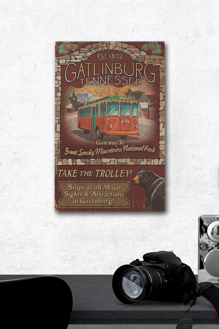 Gatlinburg, Tennessee, Trolley Vintage Sign, Lantern Press Artwork, Wood Signs and Postcards Wood Lantern Press 12 x 18 Wood Gallery Print 
