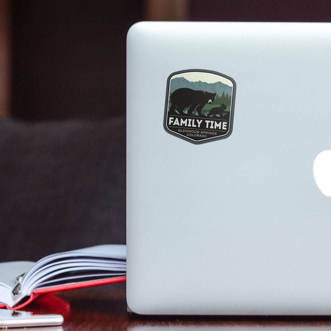 Glenwood Springs, Colorado, Family Time, Black Bear and Cub, Contour, Vinyl Sticker - Lantern Press