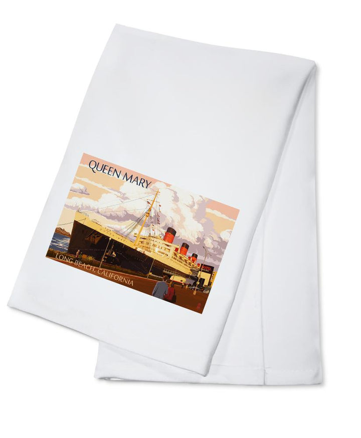 Long Beach, California, Queen Mary, Lantern Press Artwork, Towels and Aprons Kitchen Lantern Press Cotton Towel 